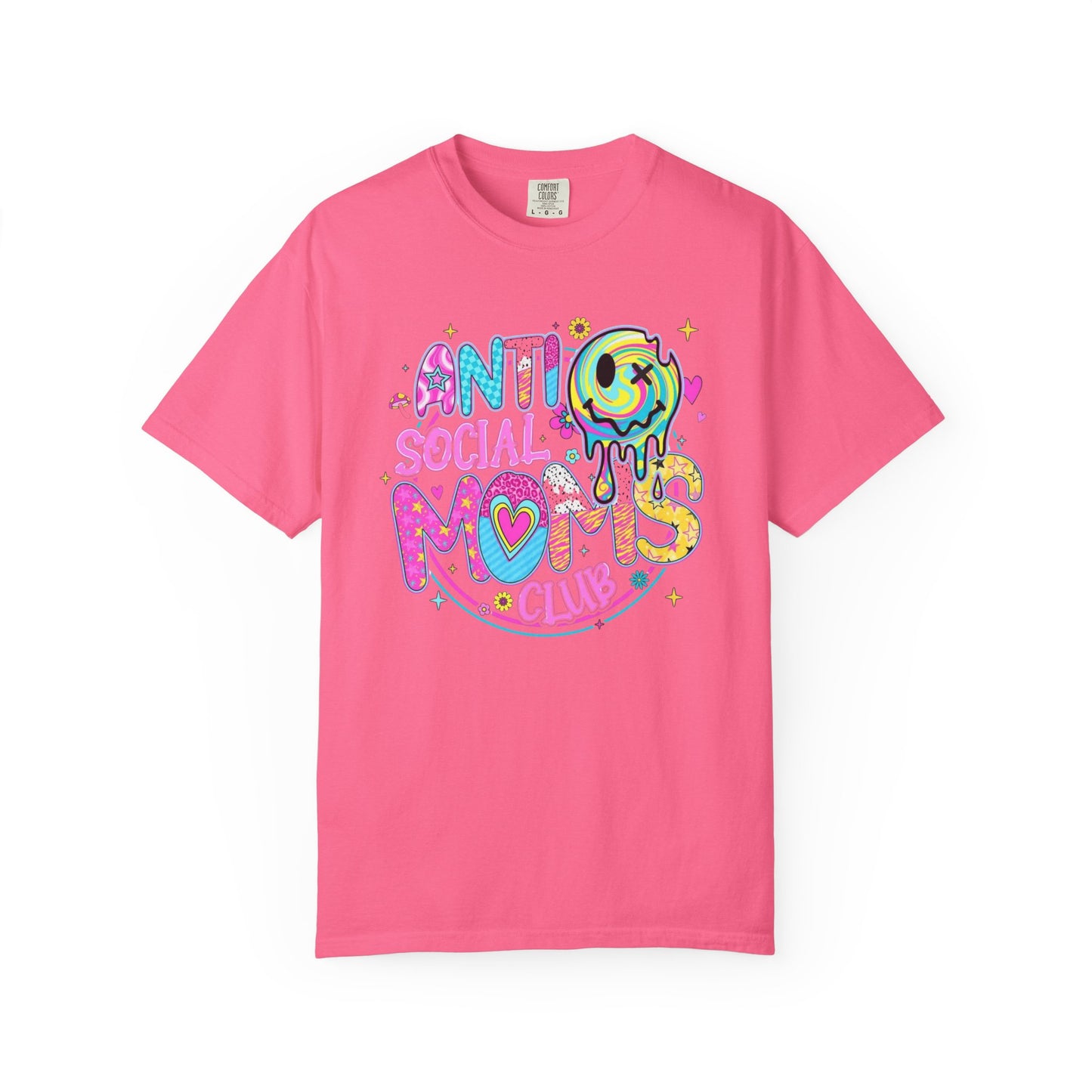 Anti social moms club graphic tee