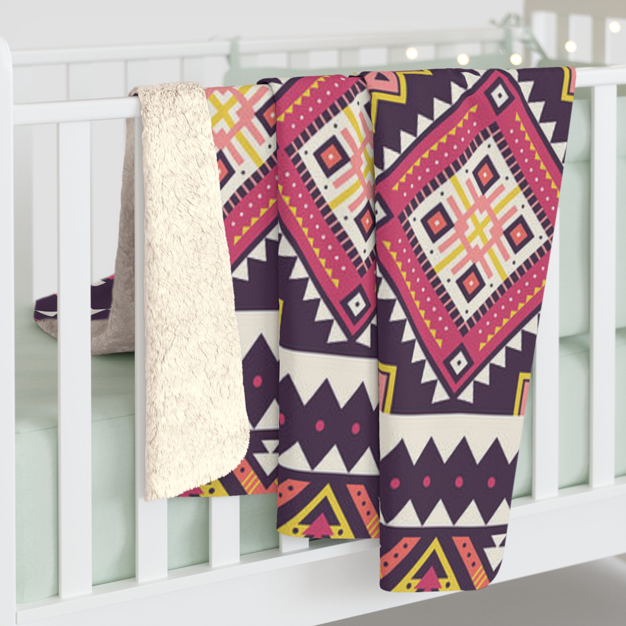 Aztec Diamond Sherpa Blanket — Cozy Tribal Fleece Throw