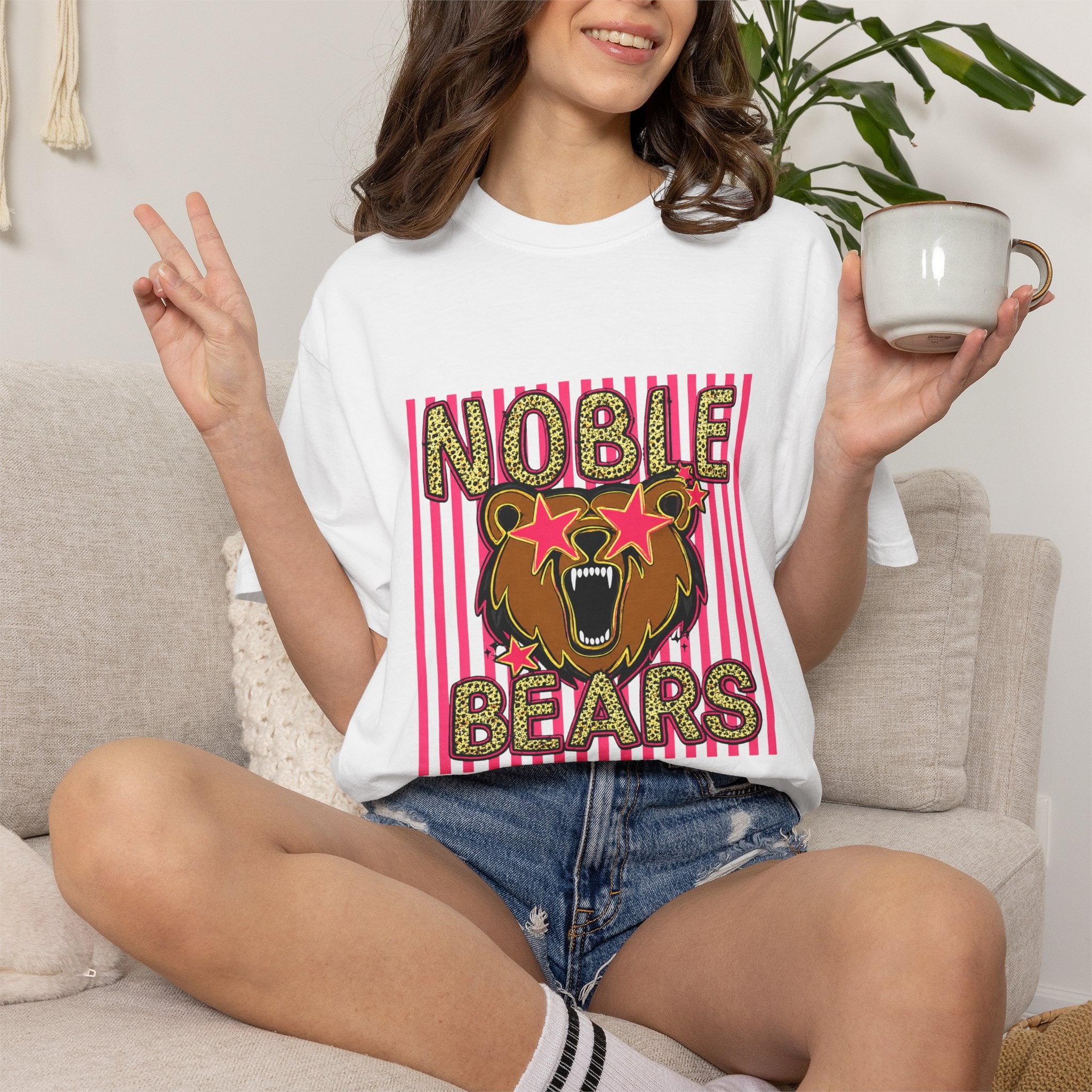 Pink leopard bears tee