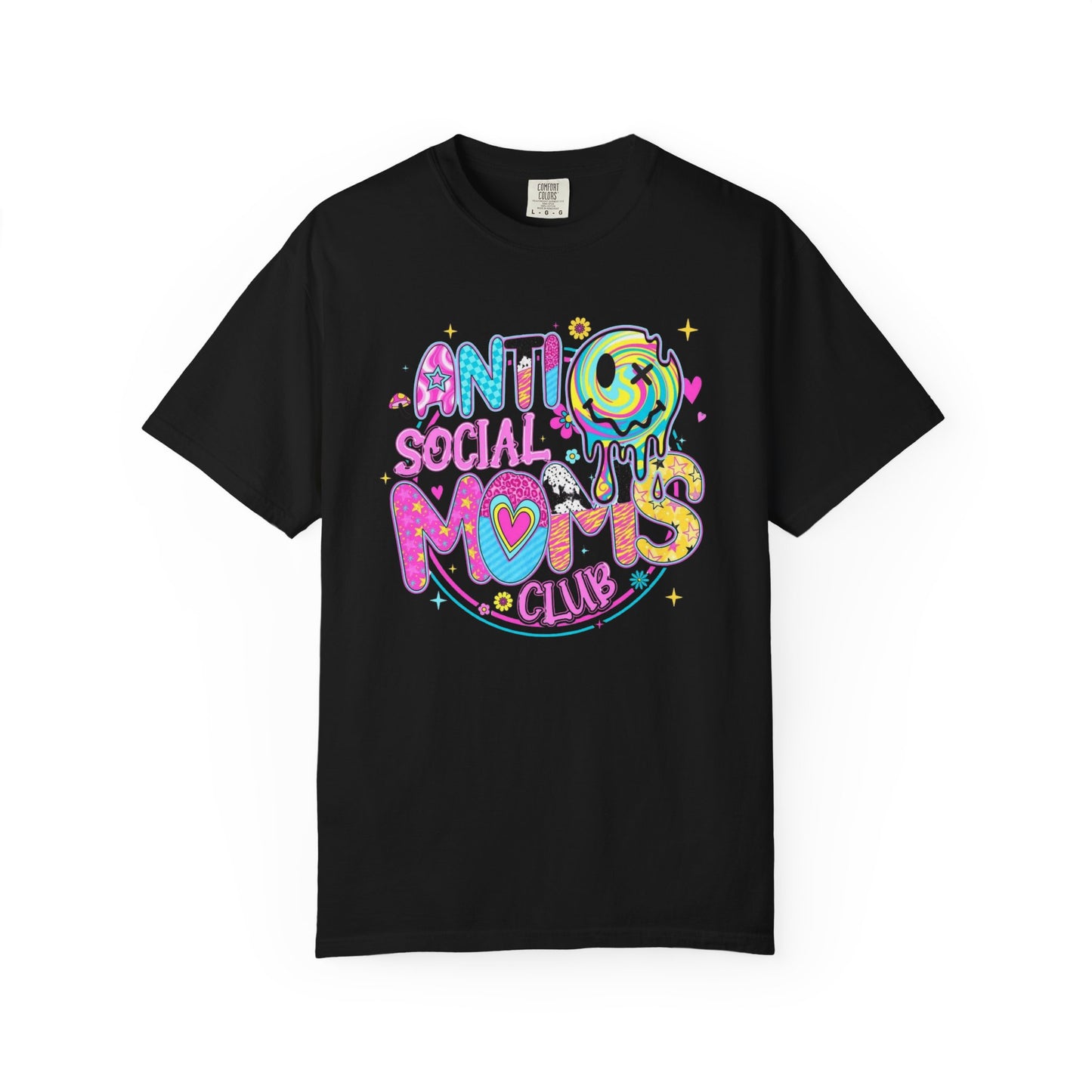 Anti social moms club graphic tee