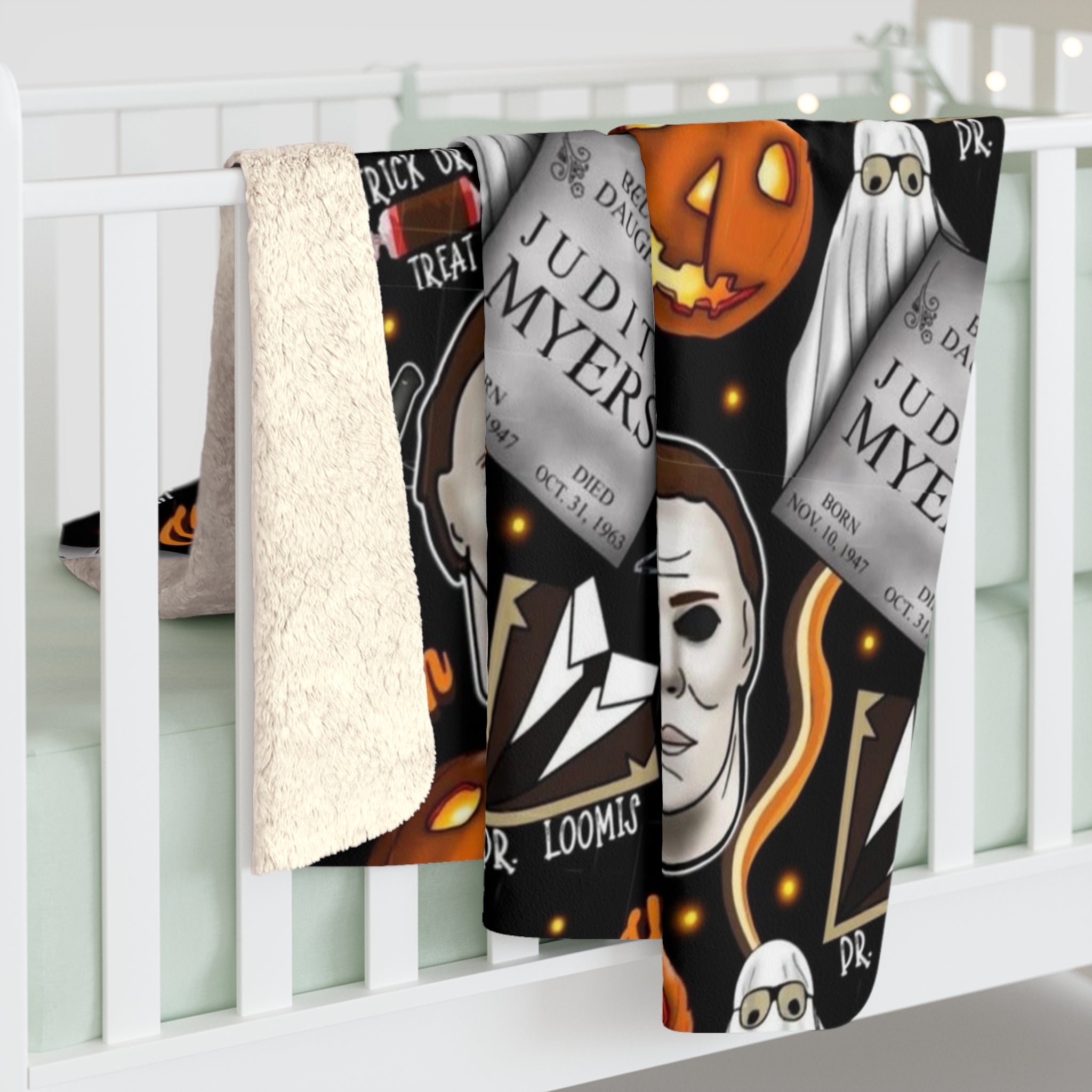 Michael Myers Pumpkin & Tombstone Plush Throw